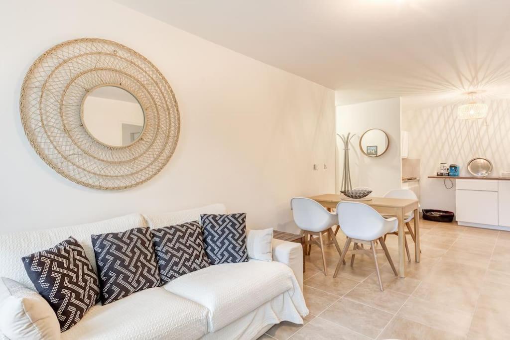 Le Cocon De Chevreuse - Appartement 3 Etoiles Saint-Remy-les-Chevreuse Exterior foto